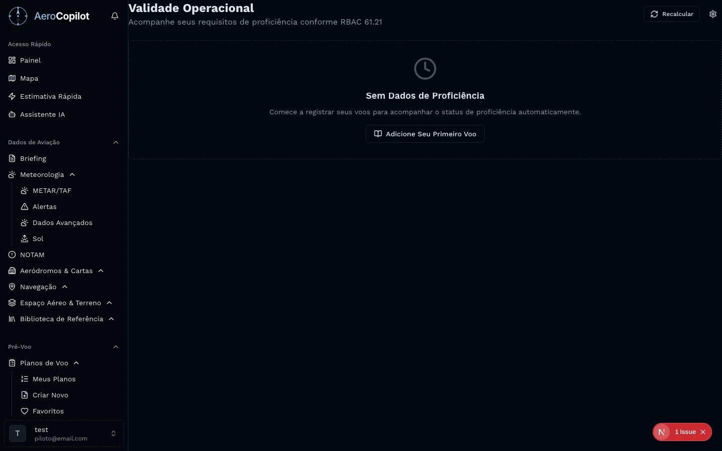 Dashboard de proficiência e validades no AeroCopilot com status de CMA, licenças, habilitacoes e alertas de vencimento